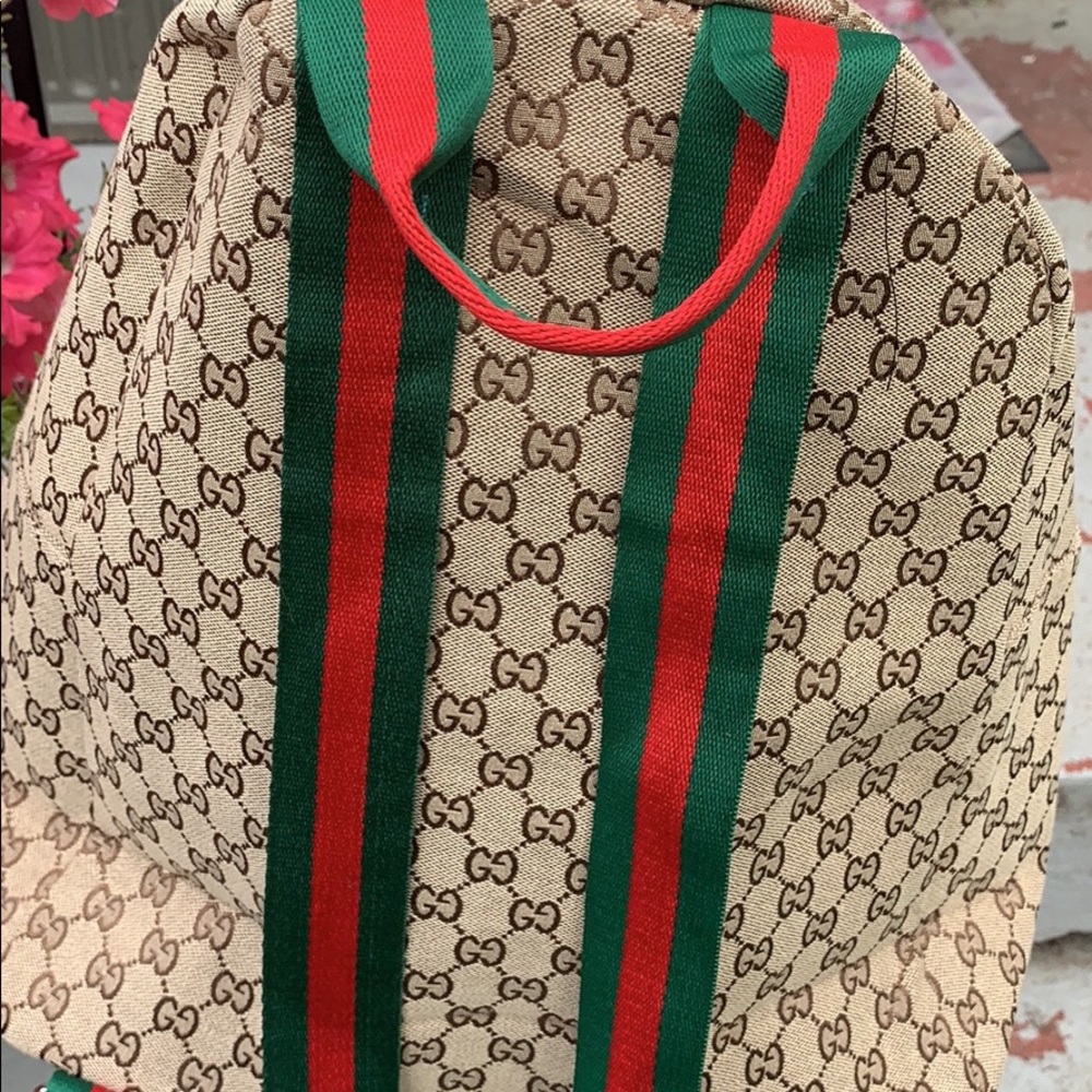 Gucci bag selling bc I’m tryna get ps5